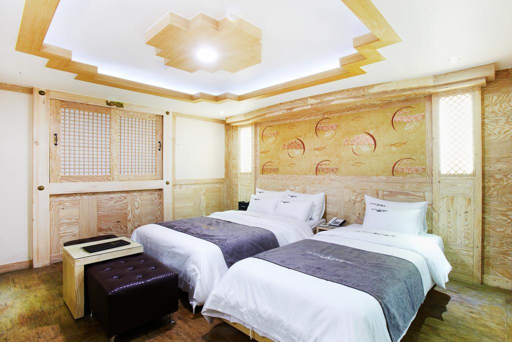 Hotel Butler Szuvon Szoba fotó
