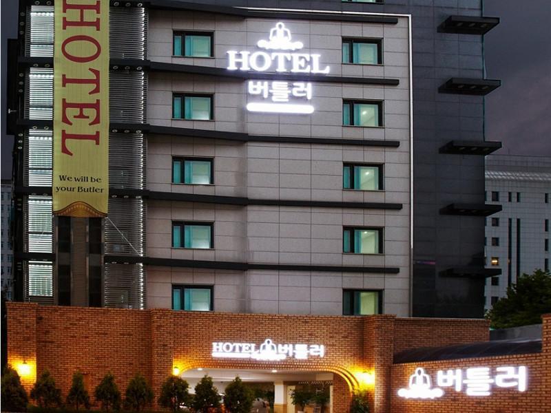 Hotel Butler Szuvon Kültér fotó